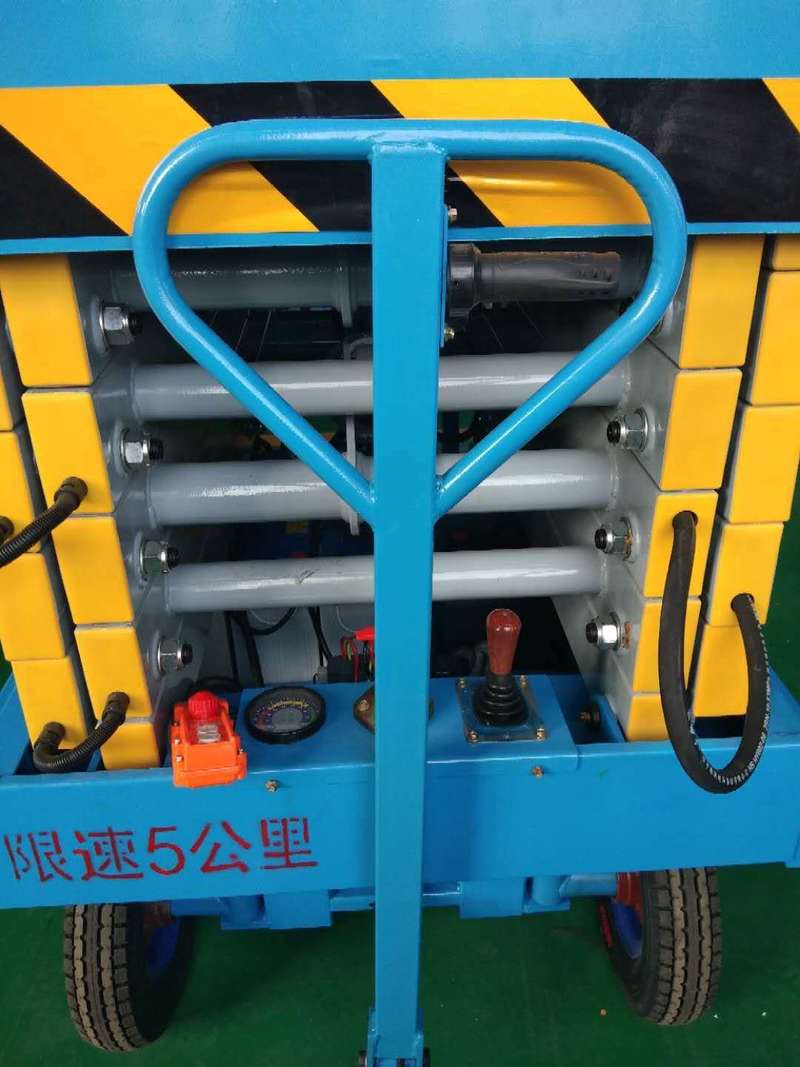 吕梁辅助行走式升降平台